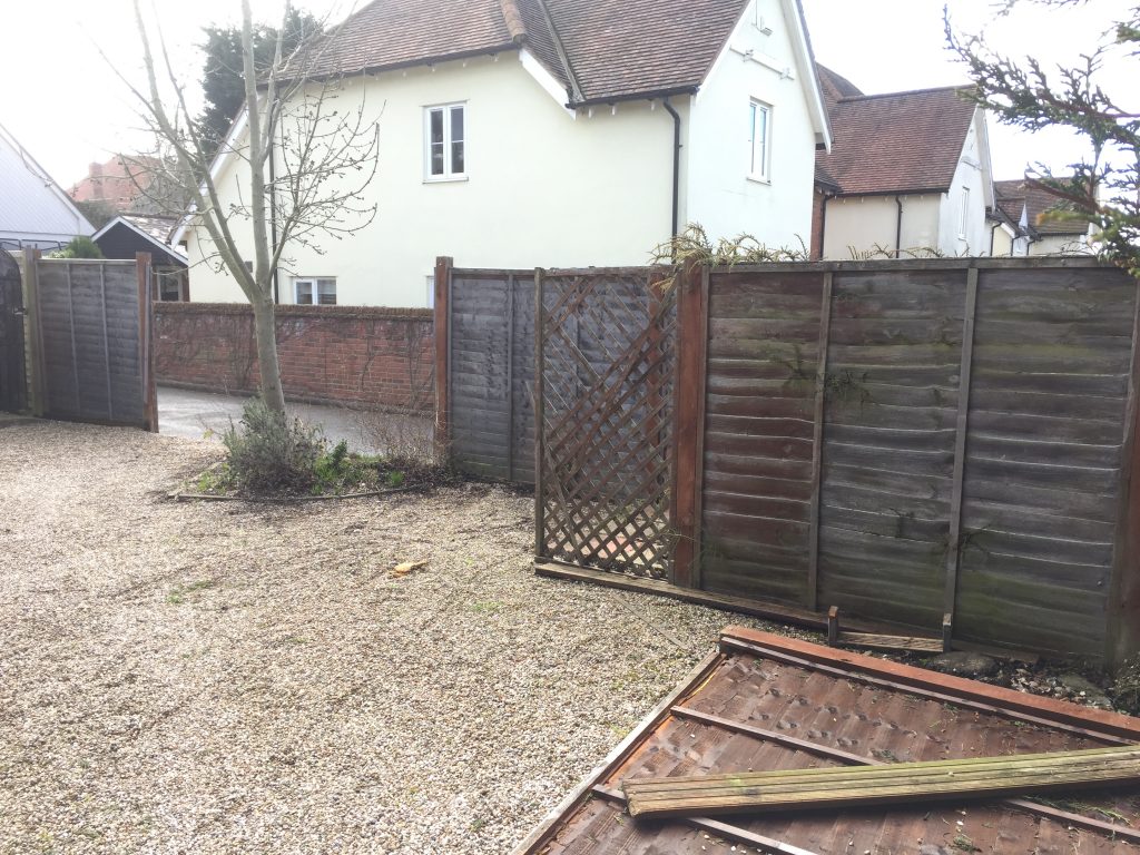 Garden Fencing Installation and Repair