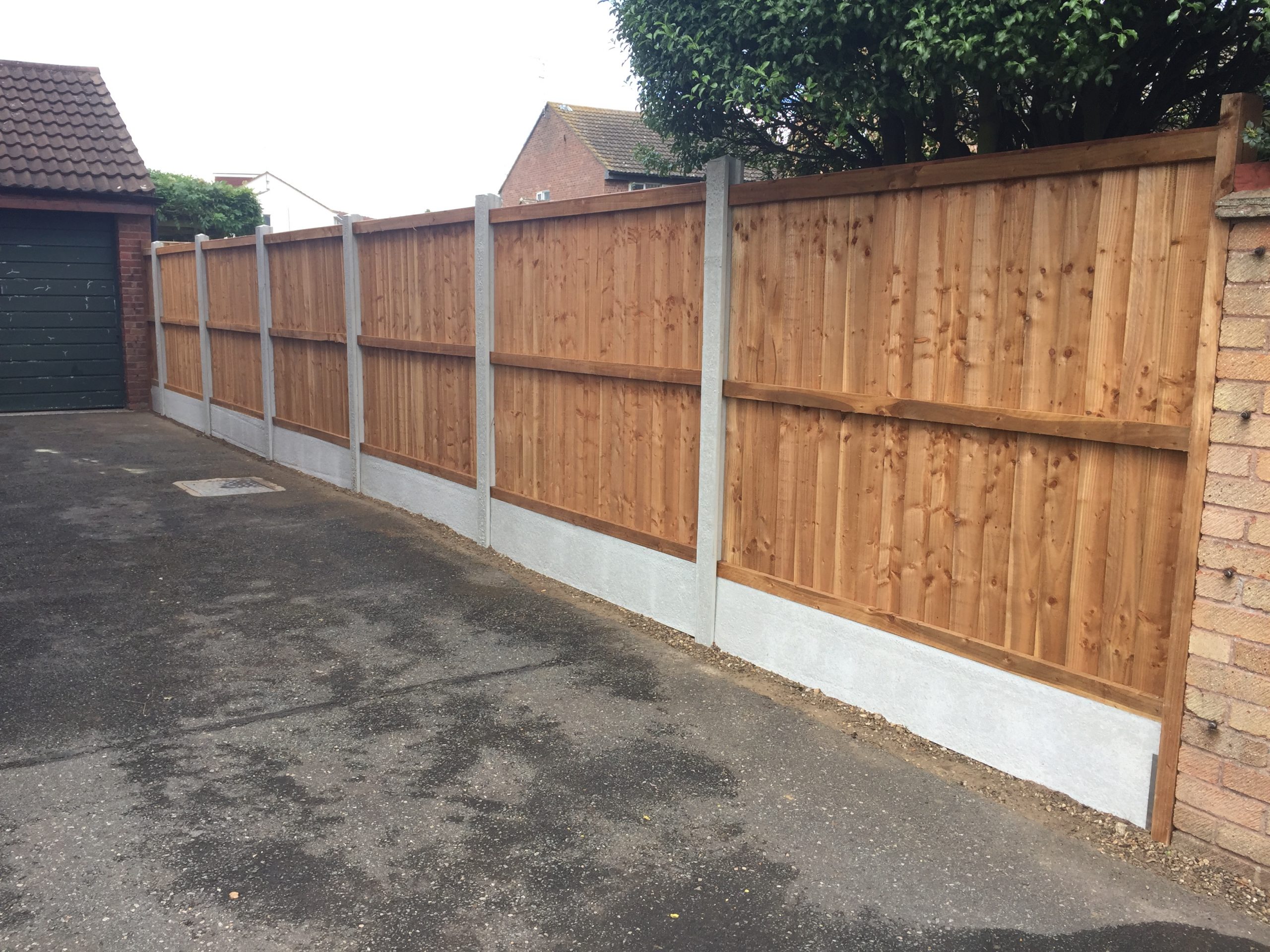 Garden Fencing Installation and Repair