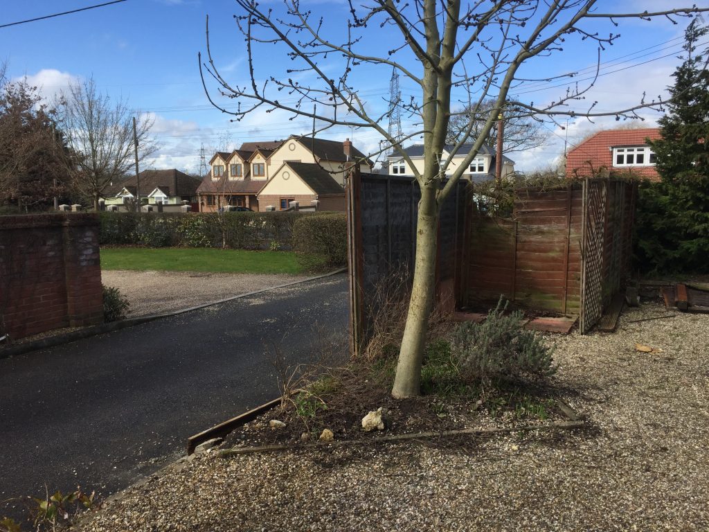 Garden Fencing Installation and Repair