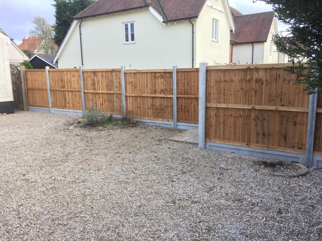 Garden Fencing Installation and Repair